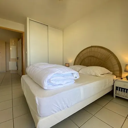 T2 Avec Terrasse, Parking, Animaux Admis - Fr-1-379-172