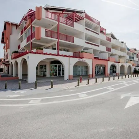 Appartamento T2 Avec Terrasse Et Parking - Vue Océan - Fr-1-379-172 *